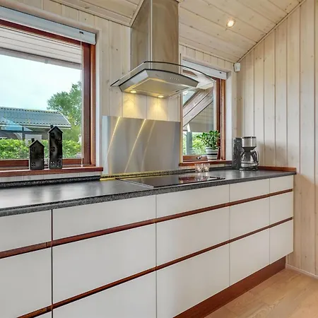 Hébergement de vacances Juliana - 400m From The Sea By Interhome