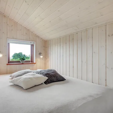 Juliana - 400m From The Sea By Interhome *