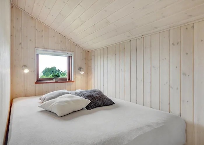 Juliana - 400m From The Sea By Interhome *